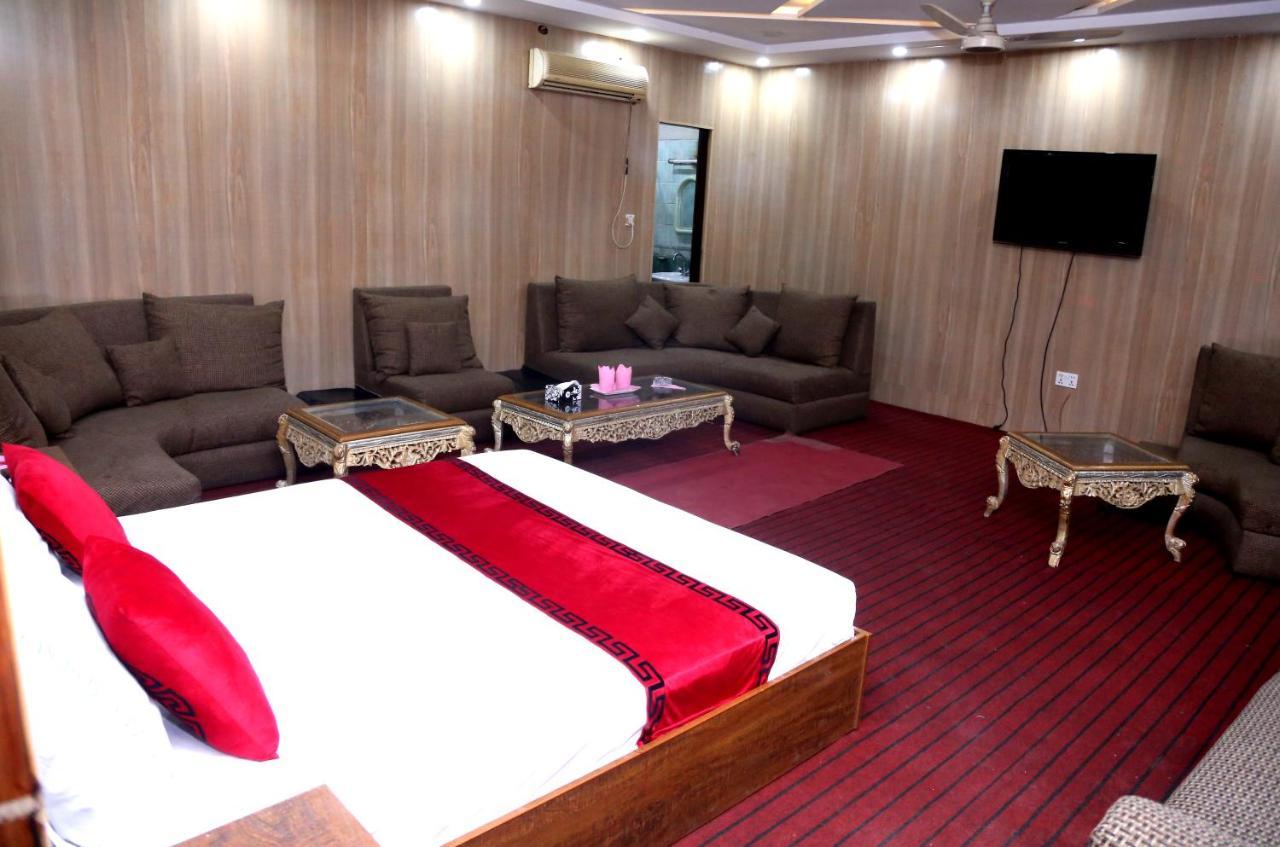 Sapphire Inn Motel Lahore Exterior photo